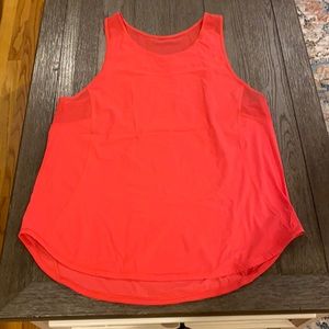 Lululemon tank